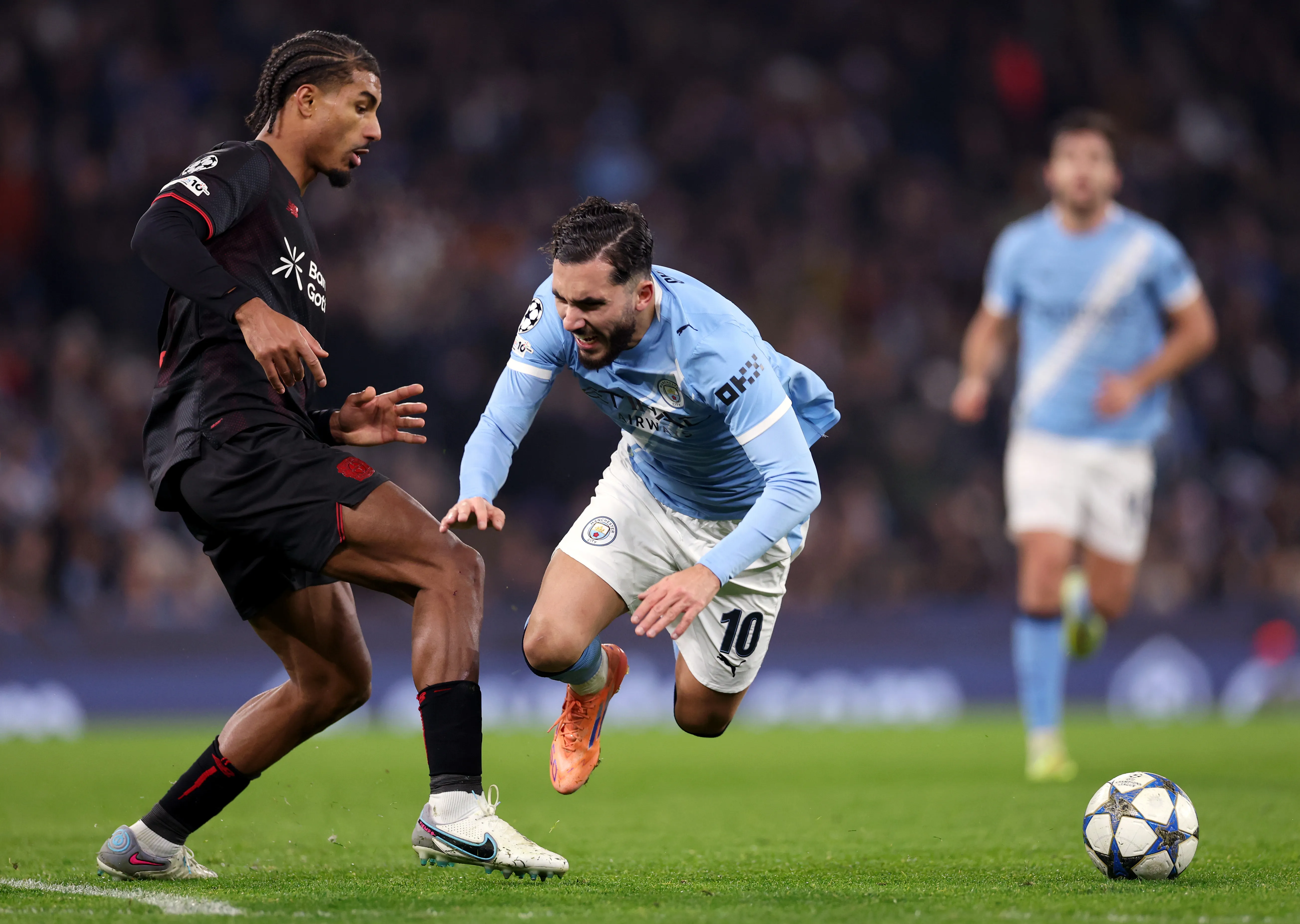 Manchester City foi derrotado em casa contra o Bayer Leverkusen (Foto: Stu Forster/Getty Images)