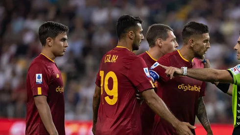 Manchester United mira contratação de Zeki Celik. Foto: Emmanuele Ciancaglini/Getty Images