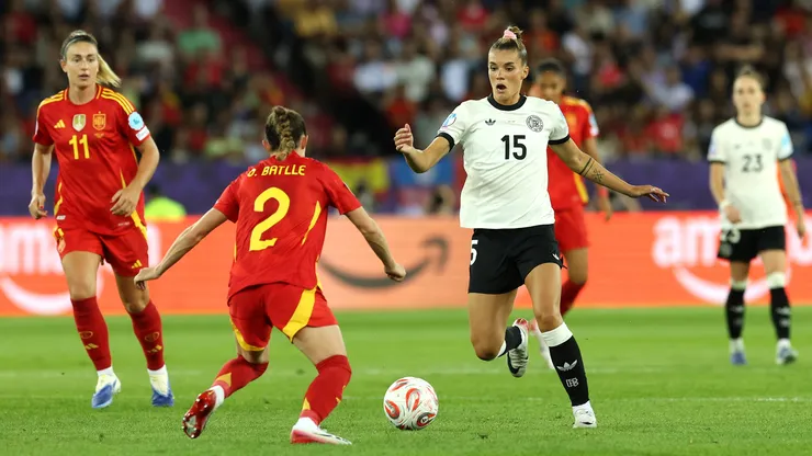As equipes voltam a se enfrentar após a semifinal da Eurocopa Feminina - Foto: Alexander Hassenstein/Getty Images