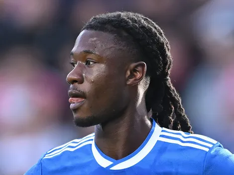 Eduardo Camavinga torce para o Flamengo na final da Libertadores