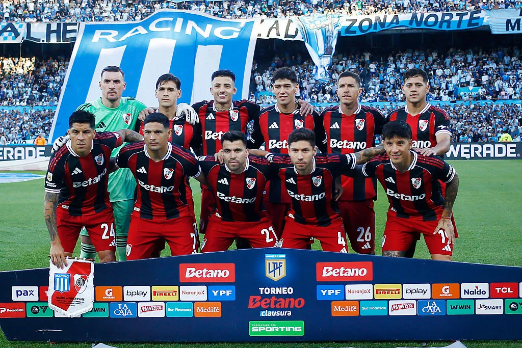 Desempenho do River Plate decepcionou na temporada. (Photo by Marcos Brindicci/Getty Images)