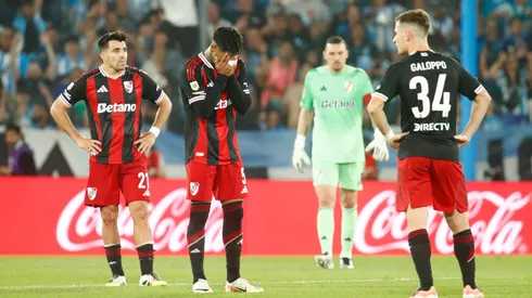 Jogadores do River Plate lamentam eliminação no Torneio Clausura