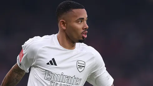 Gabriel Jesus em campo com o Arsenal. Foto: Julian Finney/Getty Images