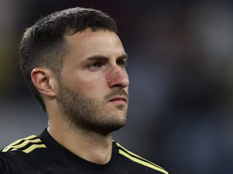 Milan quer se livrar de Santiago Giménez em janeiro