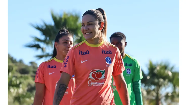 Gabi Zanotti pela Seleção Brasileira (Fotos : Lívia Villas Boas / CBF)
