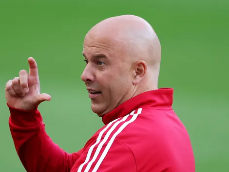 Liverpool terá que pagar R$ 70,7 milhões a Slot em caso de demissão