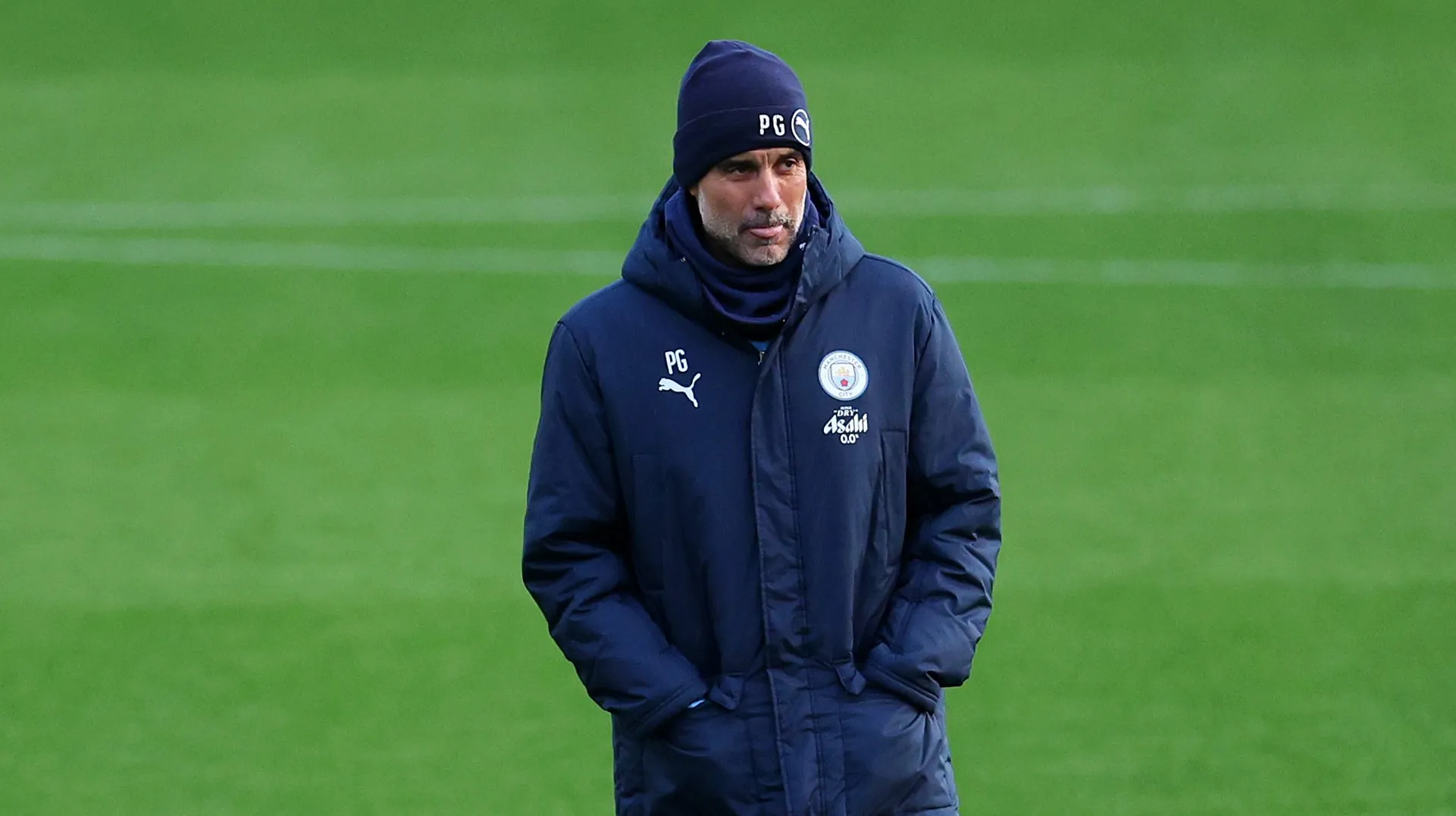 Guardiola aposta no 4-3-3 sem Rodri: Nico González assume o meio, Haaland lidera o ataque do City diante do Leeds. (Foto: Molly Darlington/Getty Images)