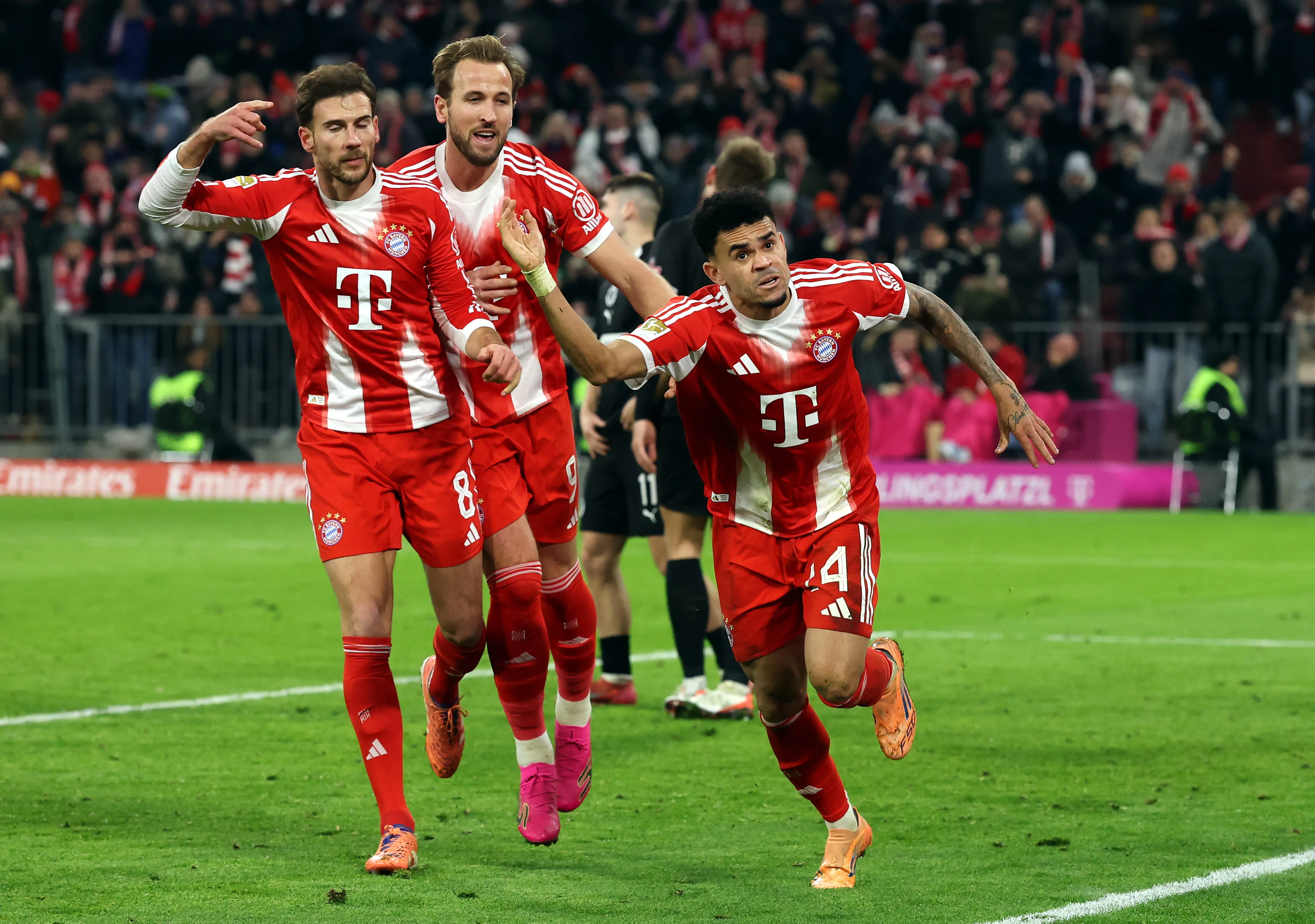 Luis Díaz decide para o Bayern de Munique. Foto: Alexander Hassenstein/Getty Images