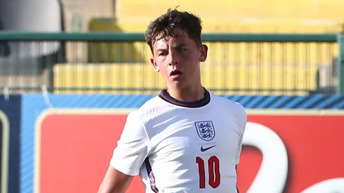 Amorim dá a Shea Lacey palco para impressionar em duelo de destaque contra o Manchester United. (Photo by Marco Luzzani/Getty Images)