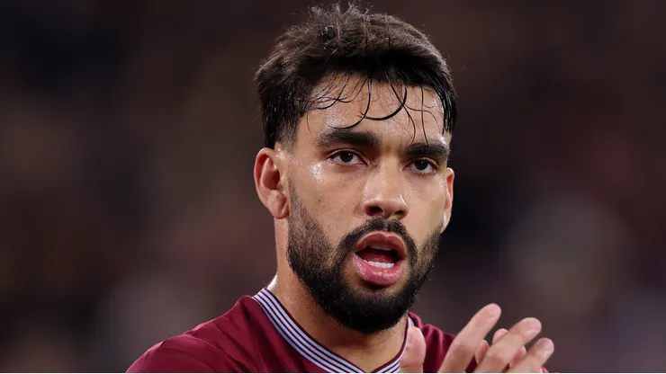 Lucas Paquetá é expulso contra o Liverpool. Foto: Justin Setterfield/Getty Images
