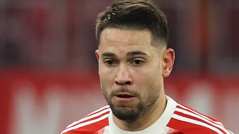 Raphael Guerreiro em ação pelo Bayern de Munique. (Photo by Alexander Hassenstein/Getty Images)