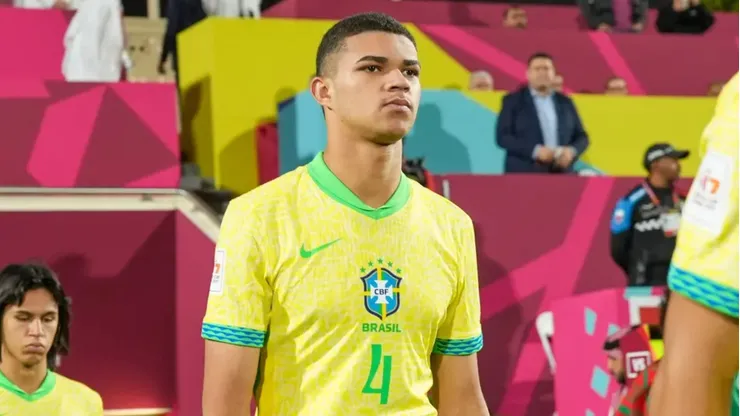 Luis Eduardo em ação com a Seleção Brasileira Sub-17