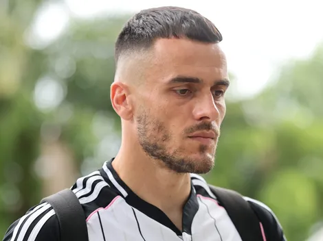 Benfica tenta a contratação de Filip Kostic da Juventus