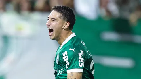 Emiliano Martínez comemora gol do Palmeiras (Alexandre Schneider/Getty Images)