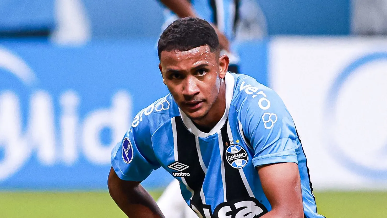 André Henrique em campo pelo Grêmio – Foto: Maxi Franzoi/AGIF