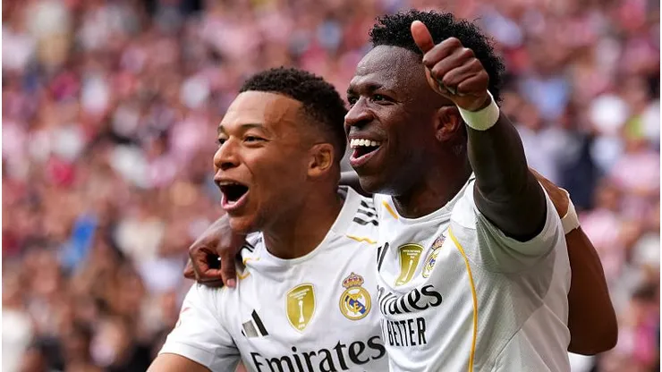 Vini Jr e Mbappé. Jogadores foram eleitos por Sneijder como próximos vencedores da Bola de Ouro (Foto: Angel Martinez/Getty Images)