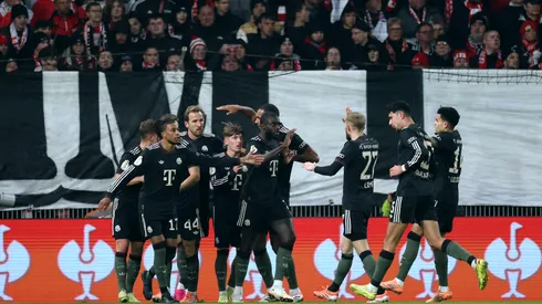 Bayern avança, mas com MUITO drama e gols contra do Union Berlin. (Foto: Maja Hitij/Getty Images)