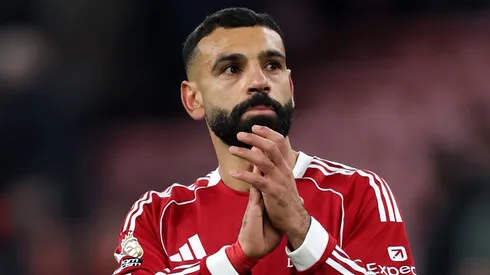 Salah aplaude após vitória do Liverpool. (Photo by Justin Setterfield/Getty Images)