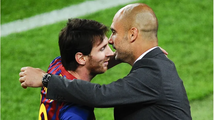 Lionel Messi do Barcelona e Guardiola, pelo Barcelona, em 2012. (Foto: David Ramos/Getty Images)