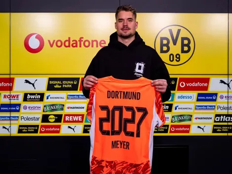 Borussia Dortmund renova contrato de goleiro reserva