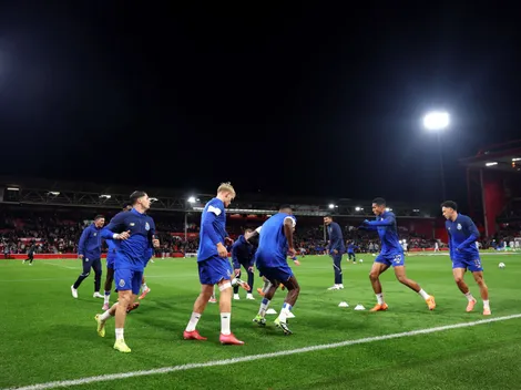 De Jong sofre nova lesão e recebe apoio massivo no Porto