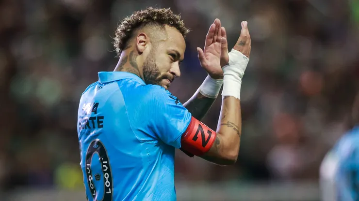 Neymar, capitão do Santos. (Foto: Luiz Erbes/AGIF)