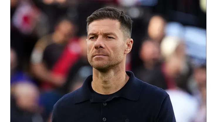 Xabi Alonso, do Real Madrid, é listado para substituir Slot no Liverpool. (Foto: Angel Martinez/Getty Images)