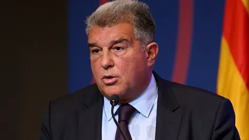 Presidente do Barcelona faz anúncio durante evento. Foto: David Ramos/Getty Images