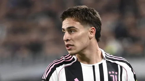 Xabi Alonso tenta convencer Yildiz a jogar no Real Madrid. Foto: Stefano Guidi/Getty Images