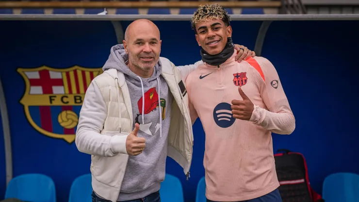 Iniesta e Lamine Yamal