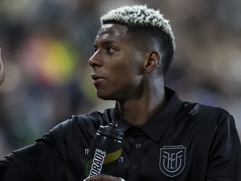 Manchester United mira a contratação de Nilson Angulo do Anderlecht