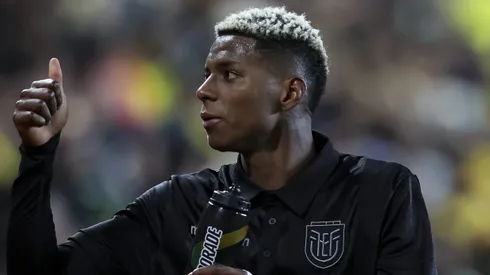 Manchester United mira a contratação de Nilson Angulo. Foto: Ira L. Black/Getty Images