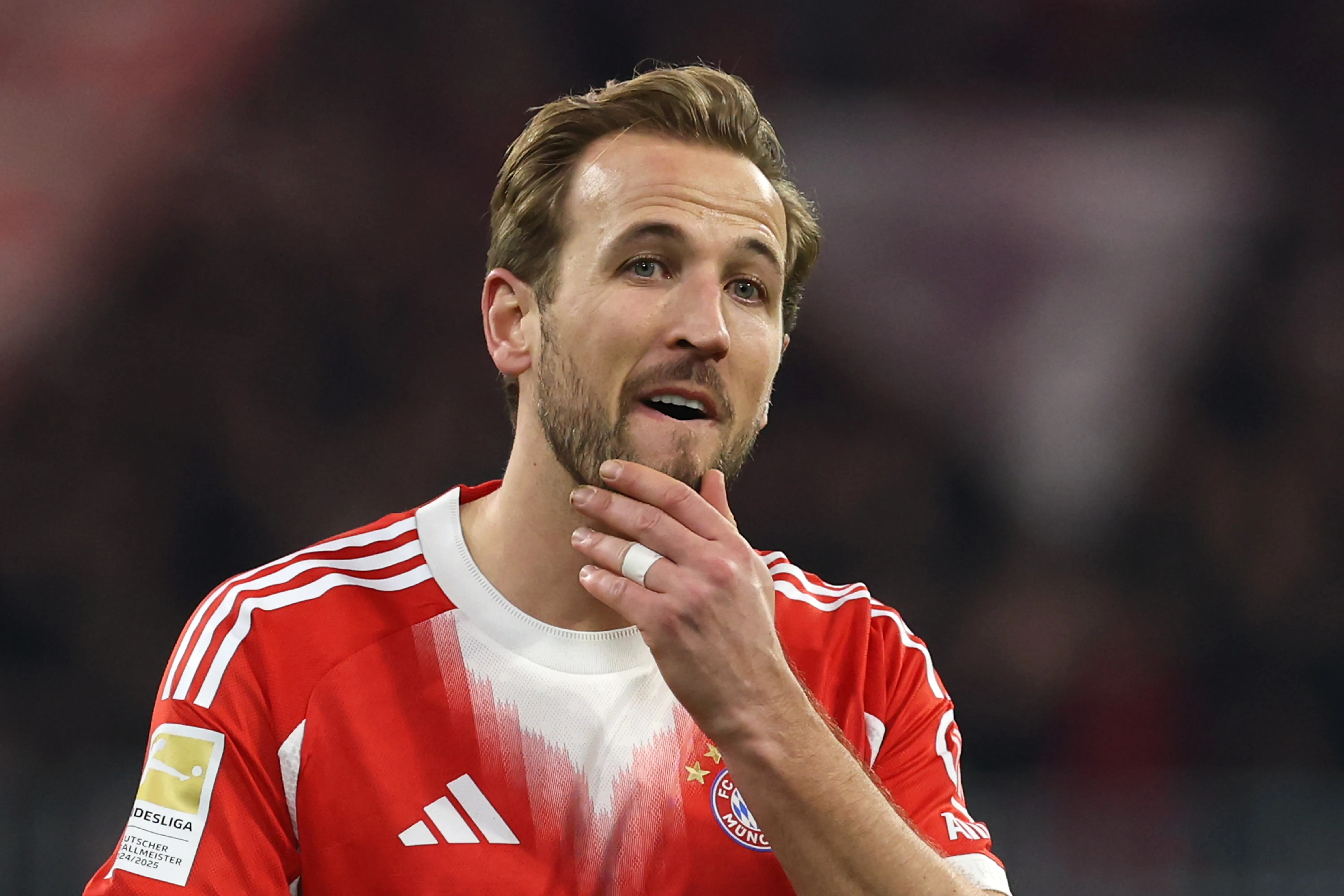 Kane já marcou 25 gols na temporada (Foto: Alexander Hassenstein/Getty Images)
