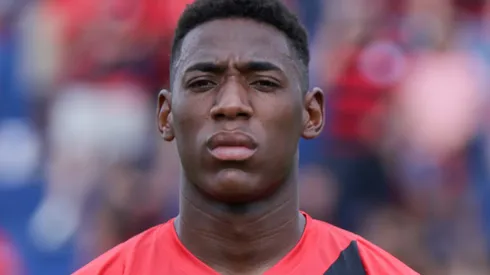 Léo Pelé recebe sondagem do León e pode deixar o Athletico Paranaense. Foto: Robson Mafra/AGIF