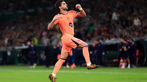 Ferrán Torres comemora golaço pelo Barcelona. Fran Santiago/Getty Images.