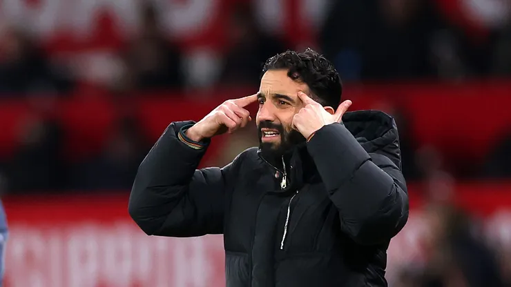 Amorim no Manchester United: a balança entre tempo e resultados imediatos. (Foto: Justin Setterfield/Getty Images)