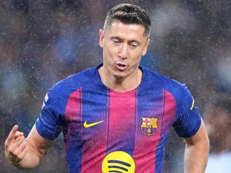 Lewandowski decide renovar com o Barcelona, mas clube ainda avalia