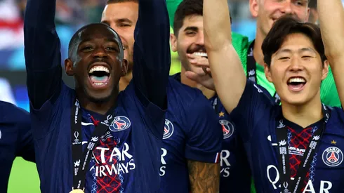 Dembélé e Lee Kang-In, do PSG. (Photo by Francesco Scaccianoce/Getty Images)