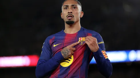 Raphinha não deve deixar o Barcelona para defender clube na Arábia Saudita em 2026 (Foto: Eric Alonso/Getty Images)