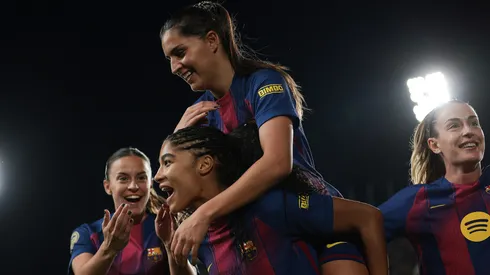 Barcelona quer se manter isolado na liderança da competição - Foto: Eric Alonso/Getty Images