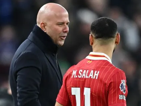 Slot divide culpa com Salah após clima tenso nos bastidores