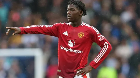 Mainoo deve permanecer no Manchester United. Foto: Steve Bardens/Getty Images
