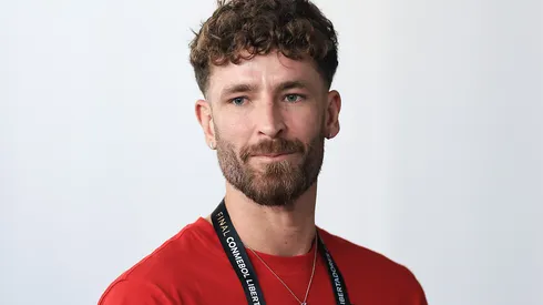 Léo Pereira durante uma entrevista coletiva. Foto: Buda Mendes/Getty Images