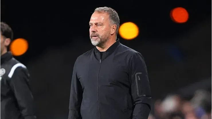 Flick é o treinador do Barcelona (Photo by Jose Manuel Alvarez Rey/Getty Images)