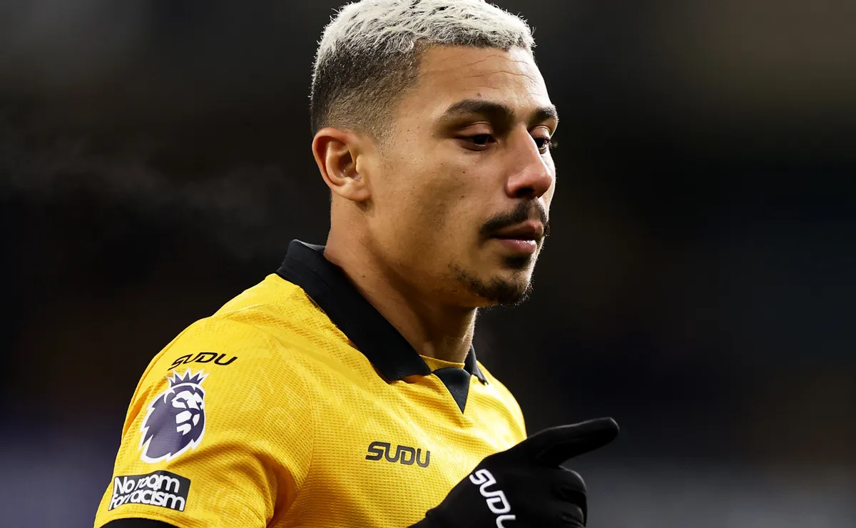 Liverpool avança em negociações e prepara proposta decisiva para contratar André do Palmeiras