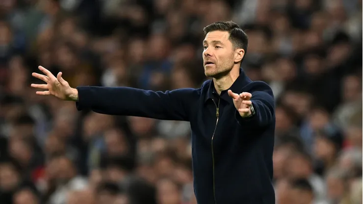 Xabi Alonso orienta o time do Real Madrid (Denis Doyle/Getty Images)