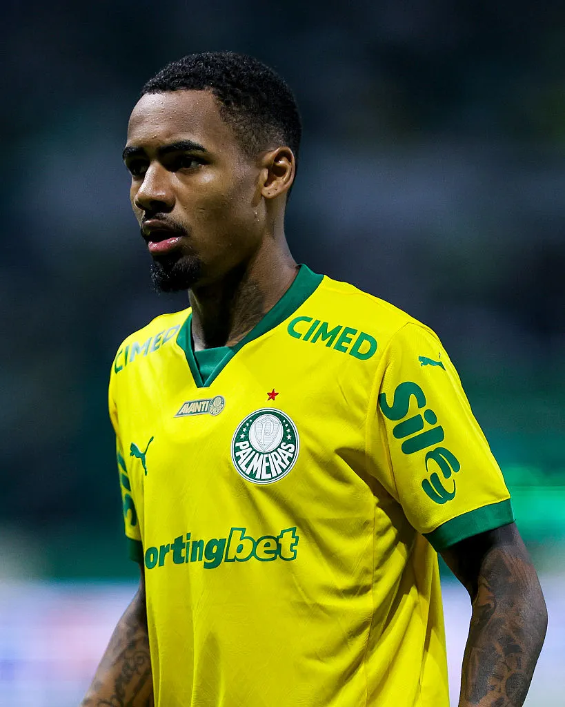 Allan Elias, do Palmeiras, é alvo do Newcastle, que topa pagar R$190 milhões, mas o Palmeiras quer mais (Foto:Ricardo Moreira/Getty Images)