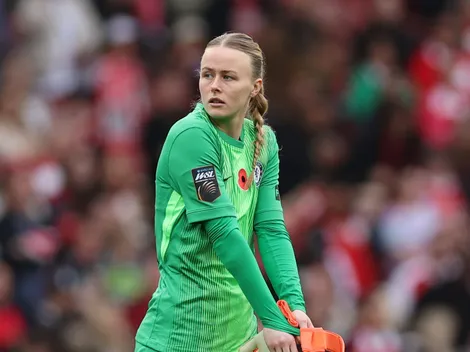 Sonia Bompastor confirma desfalque de Hannah Hampton no Chelsea