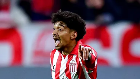 Cristian Medina em campo pelo Estudiantes (Photo by Marcelo Endelli/Getty Images)