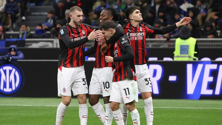 Pulisic comemora seu gol no dérbi de Milão: atacante é um dos destaques do time na temporada